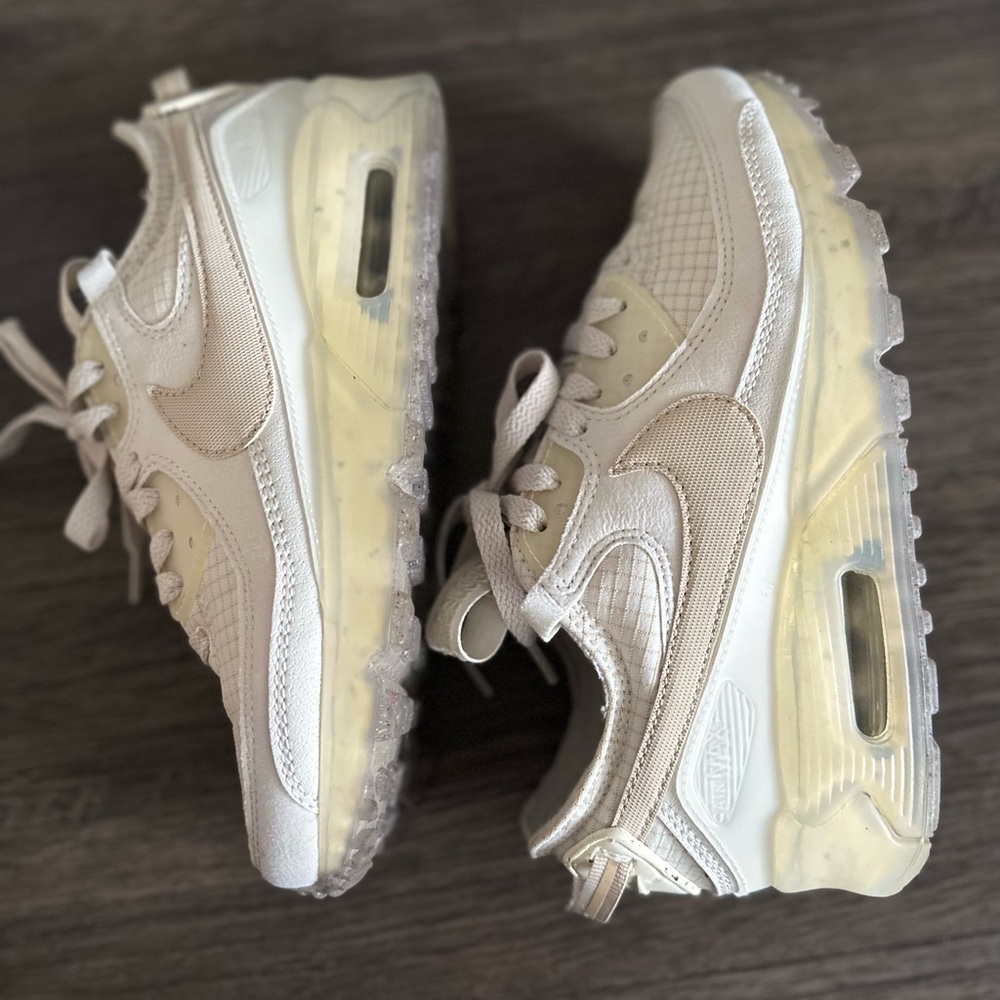 Air Max 90 Terrascape “Light Bone” (W)